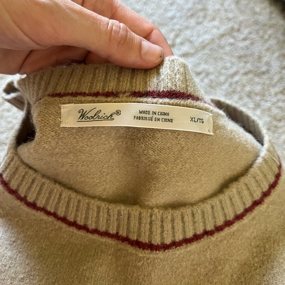 Woolrich Women's Wool Blend Christmas Holiday Sweater Size XL Beige Reindeer - Picture 4 of 11